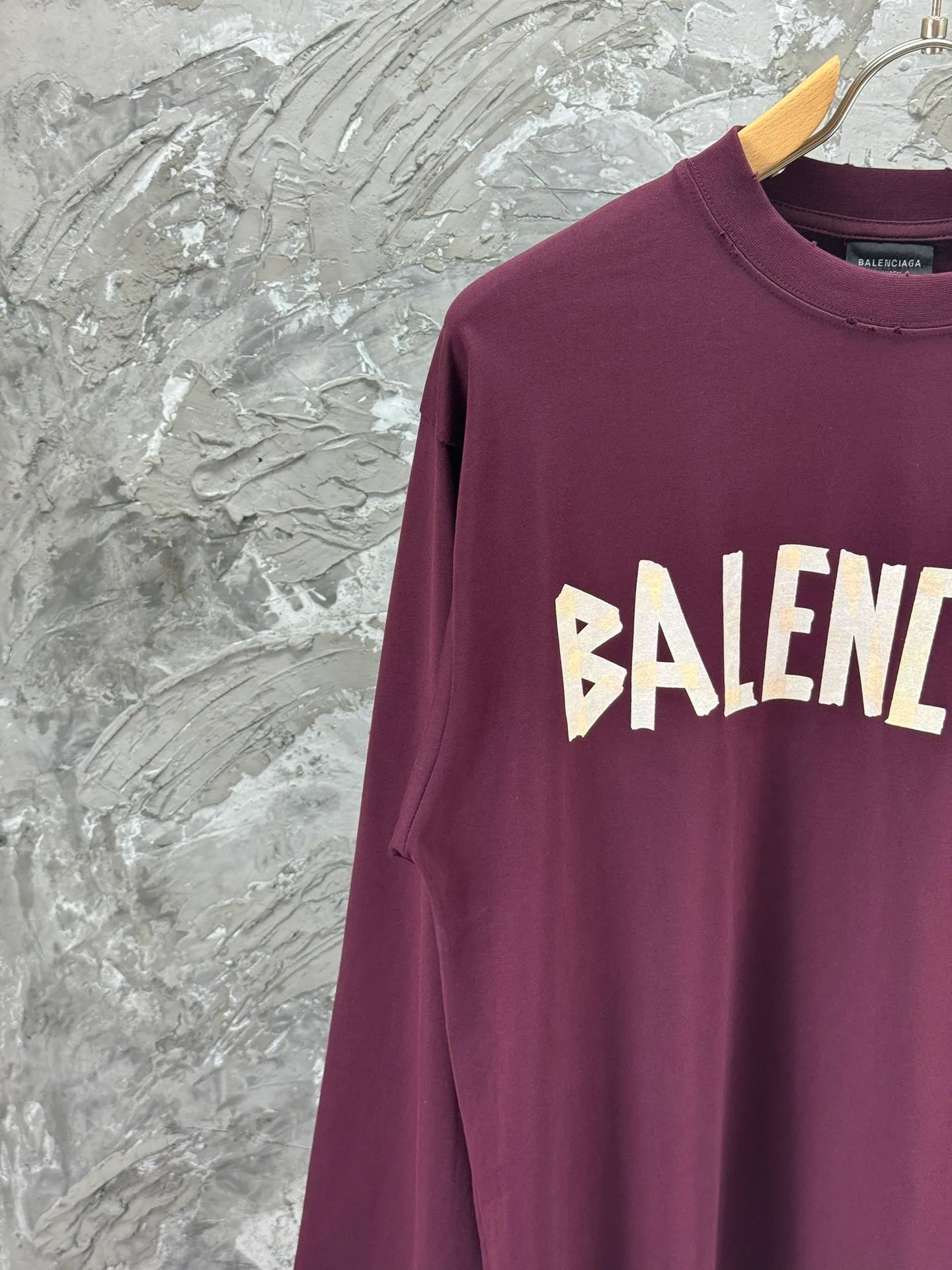 BALENCI*GA Series . 280g * 1 1 . . + . .os Same Style -Color：Cream White Green Blue -SIZE：XS S M L 8602#